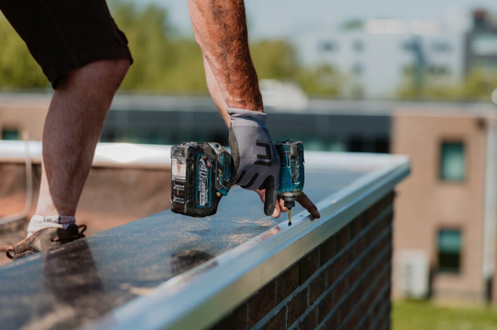 Solid John Roof Edge Plate Pins